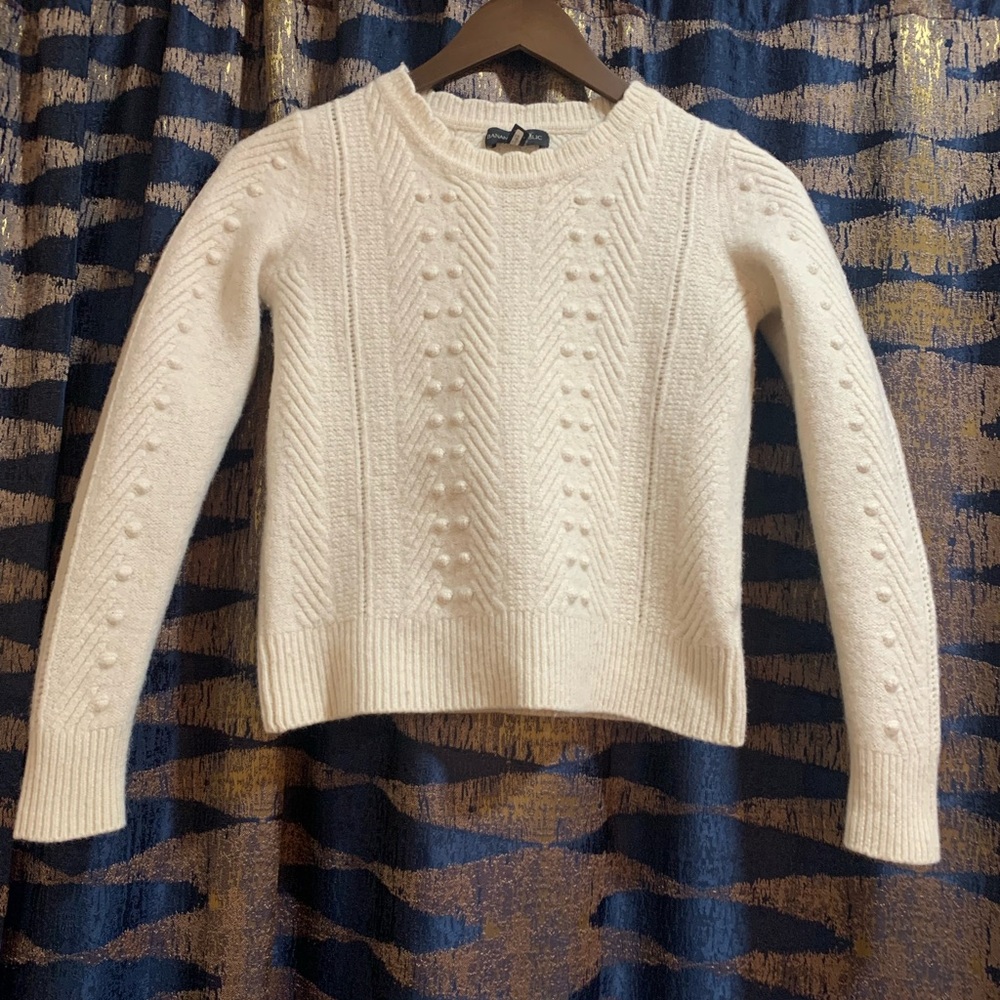 Banana Republic Ivory Cable Knit Sweater